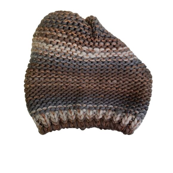 NWT Copper Metallic Striped With Faux Fur Pom Pom Beanie - Picture 5 of 8